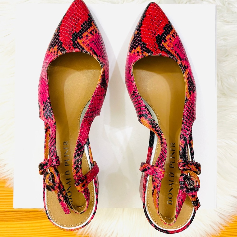 Donald J. Pliner Song Leather Slingback Pumps, Magenta Snakeskin, EUC - Picture 2 of 15